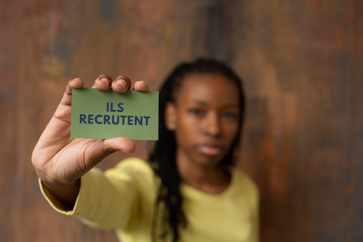 Offre d'emploi : Assistante de Direction – Print Africa – Emploi Faya Abidjan - Abidjan Côte d'Ivoire